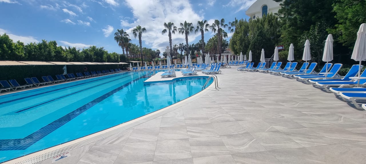 Pool Hane Family Resort