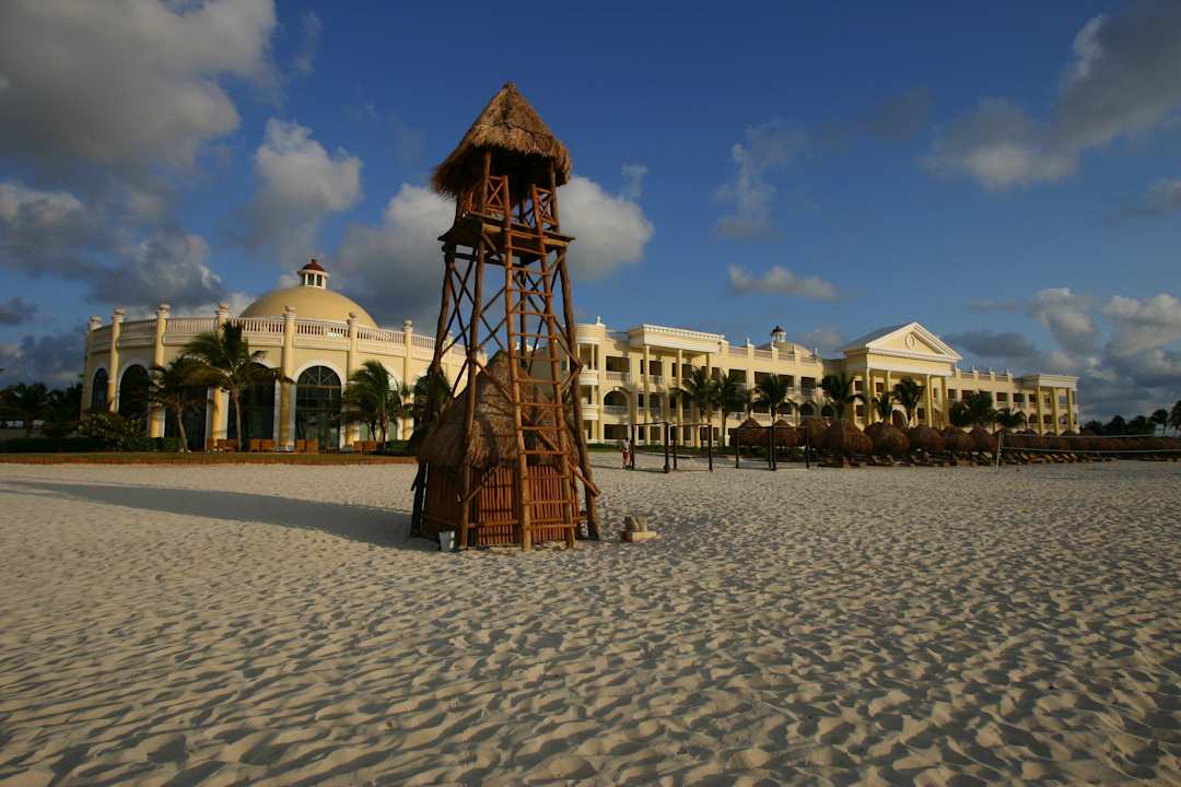Beach - Sonnenaufgang JOIA Paraiso by Iberostar