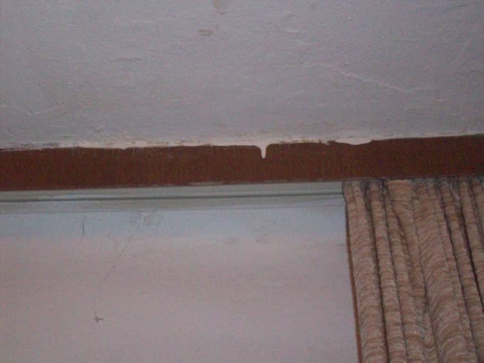 Gardinenstange / Decke Berghotel Dachstein