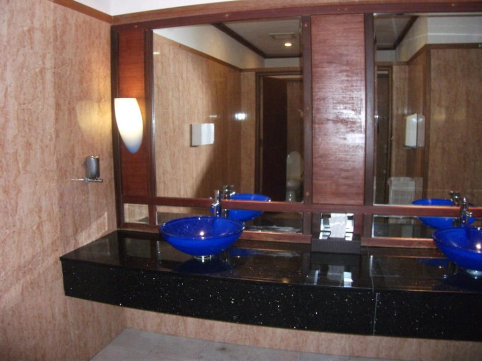 Öffentliches WC Kuramathi Maldives