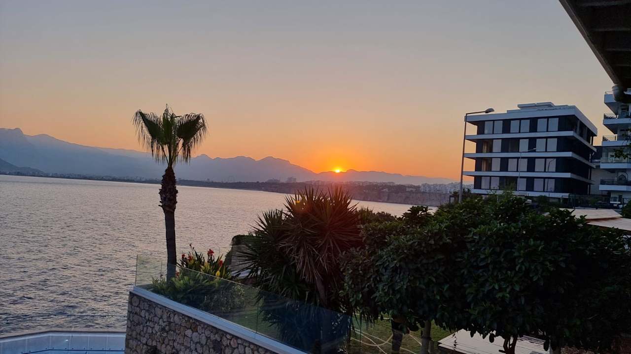 Außenansicht Ramada Plaza by Wyndham Antalya