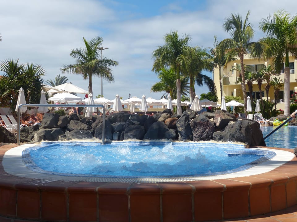 Whirlpool R2 BUGANVILLA Hotel & Spa