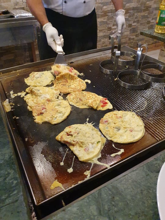 Gastro AMC Royal Hotel & SPA