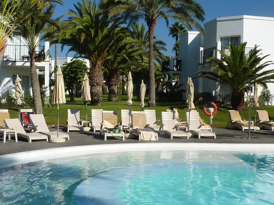 Einer der beiden Hotelpools Hotel Riu Palace Meloneras