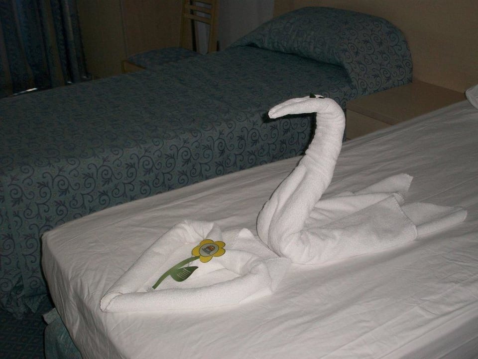 Deko Bett VONRESORT Golden Coast