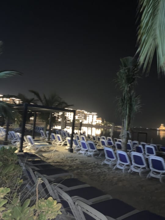 Strand DoubleTree by Hilton Resort & Spa Marjan Island