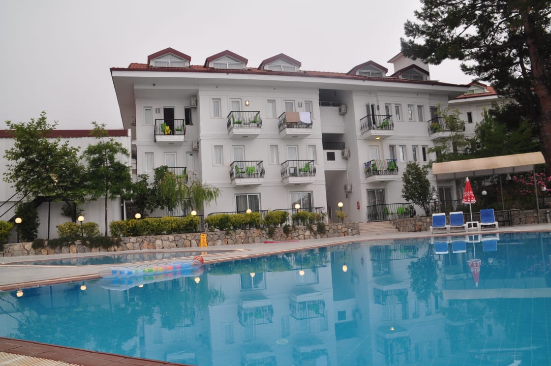 Pool Hotel Sunshine Holiday Resort