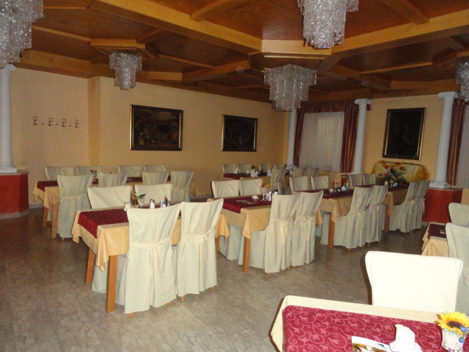 Speisesaal Hotel Steirerrast