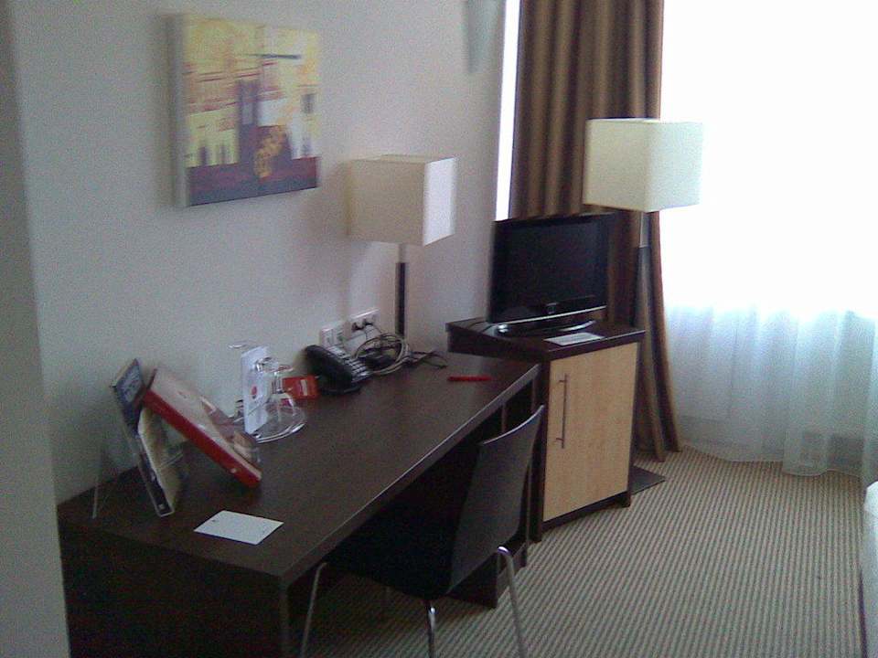 Schreibtisch acom Hotel München