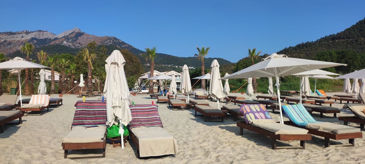 Strand Alexandra Golden Boutique - Adults only