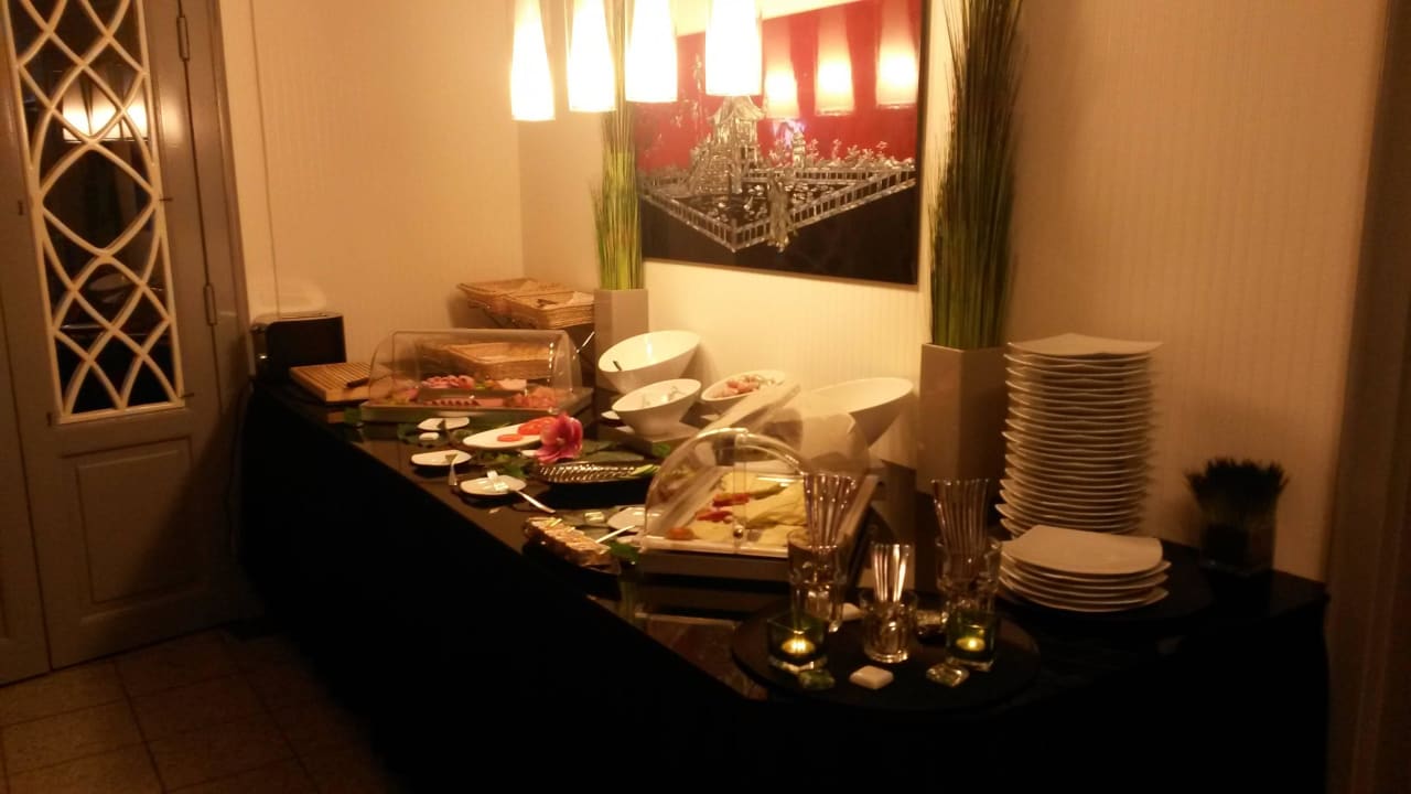 Frühstücksbuffet Hotel am Schloss
