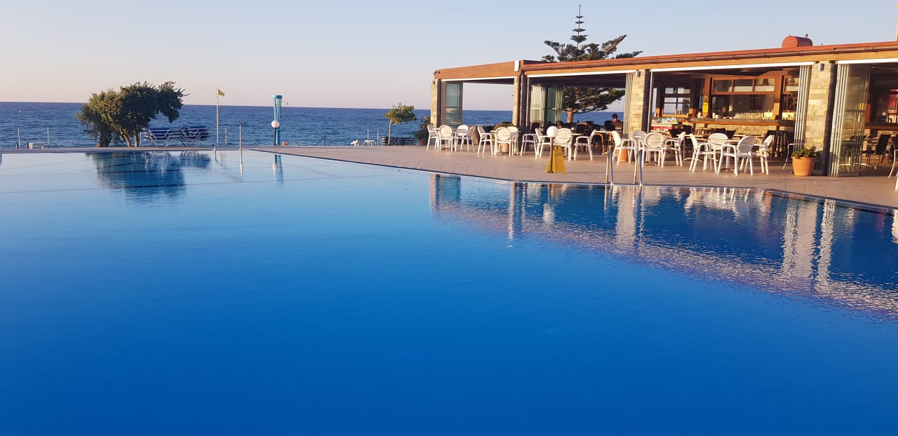 Pool Hotel Ariadne Beach