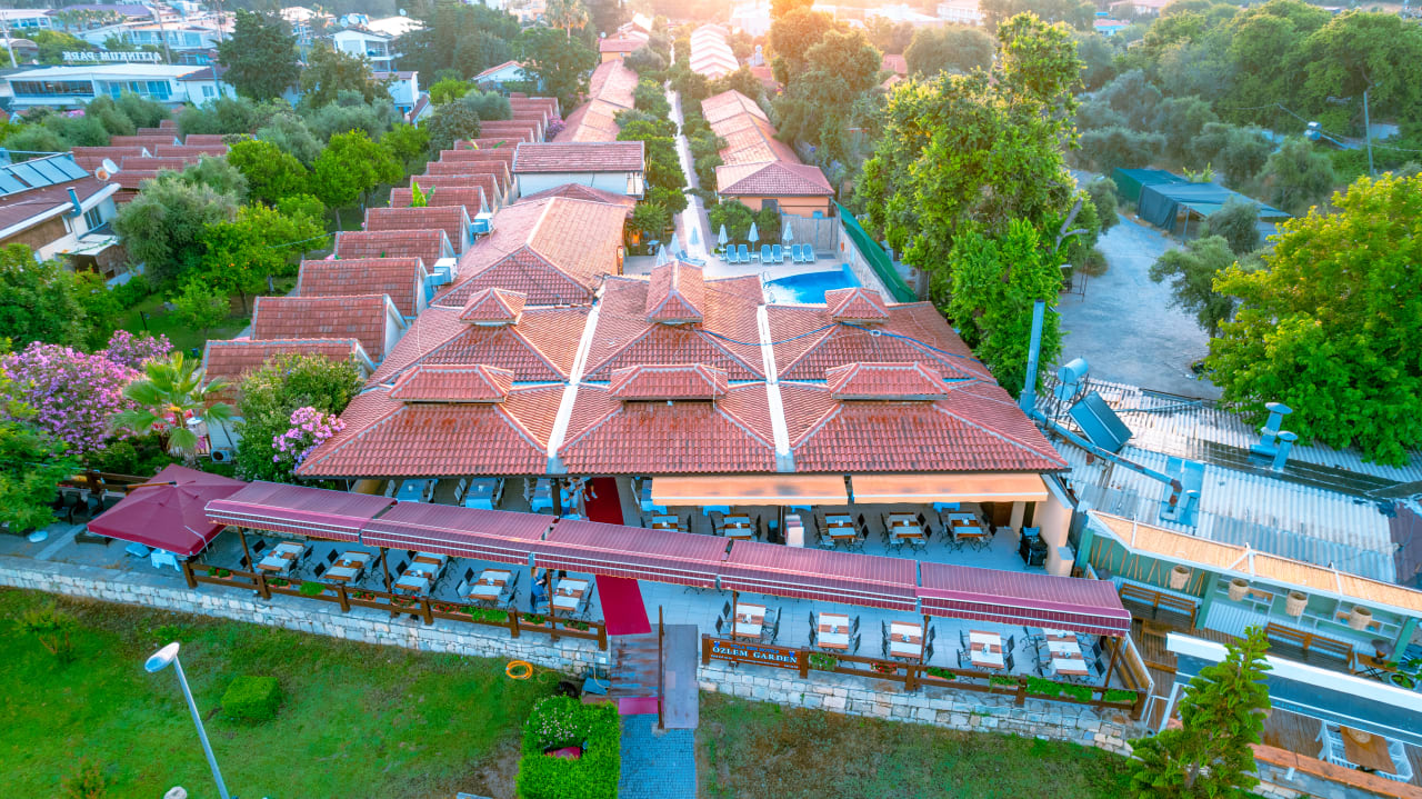 Außenansicht Özlem Garden Hotel