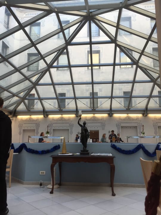 Restaurant at breakfast Hotel  Atiram Oriente