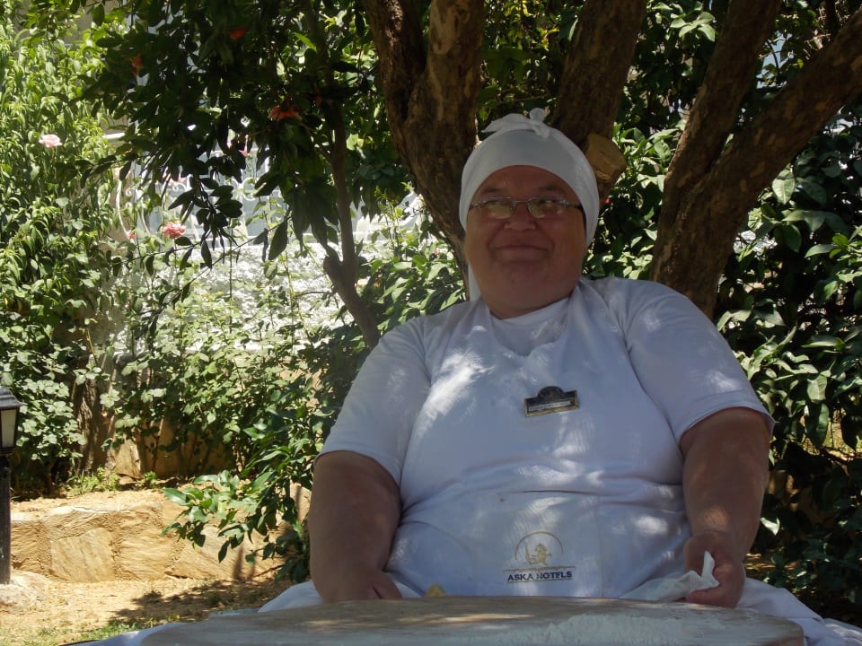 Unsere Emine macht lecker Kösleme Incekum Su Hotel