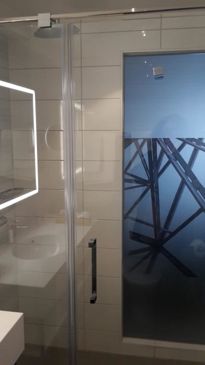 Dusche Hotel Indigo Helsinki - Boulevard