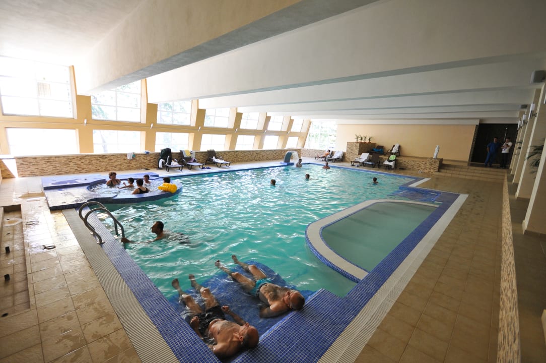 Swimming pool Hotel Afrodita