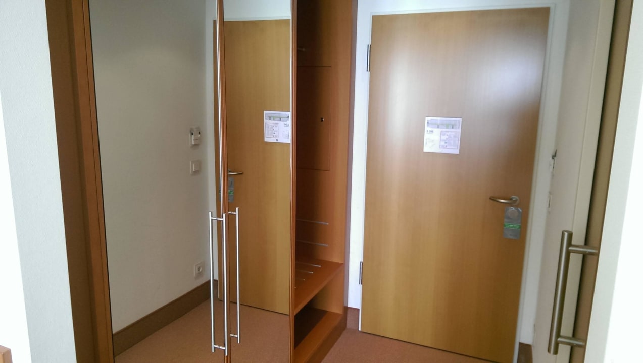 Eingang ATLANTIC Hotel Wilhelmshaven