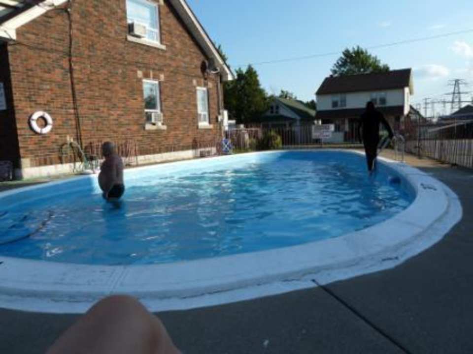 Pool Hotel Knights Inn Niagara Falls