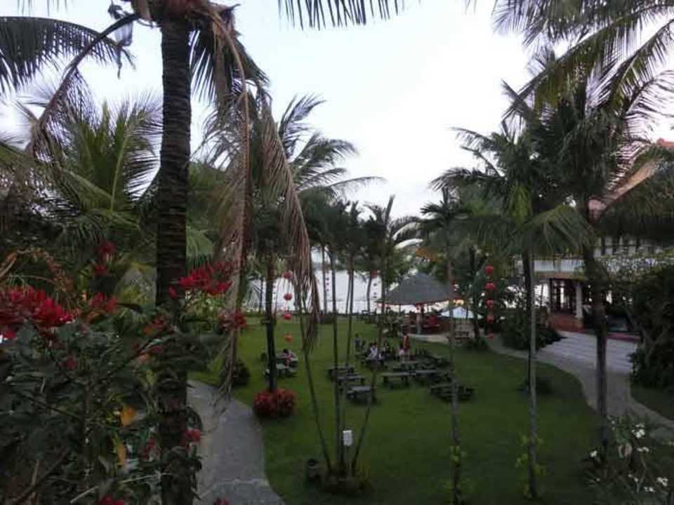 Schön angelegt Hotel Vinh Hung Riverside Resort & Spa