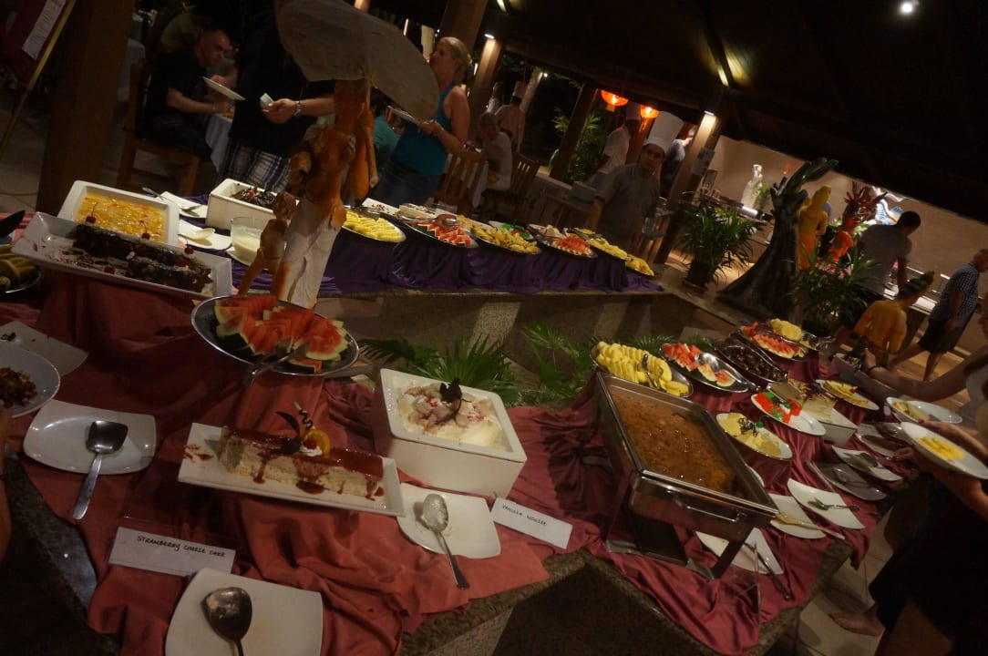 Nachtisch Embudu Village