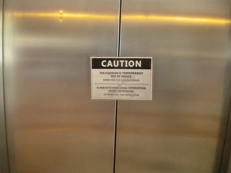 Lift defekt von Sonntag bis Freitag Pegasos Deluxe Beach Hotel