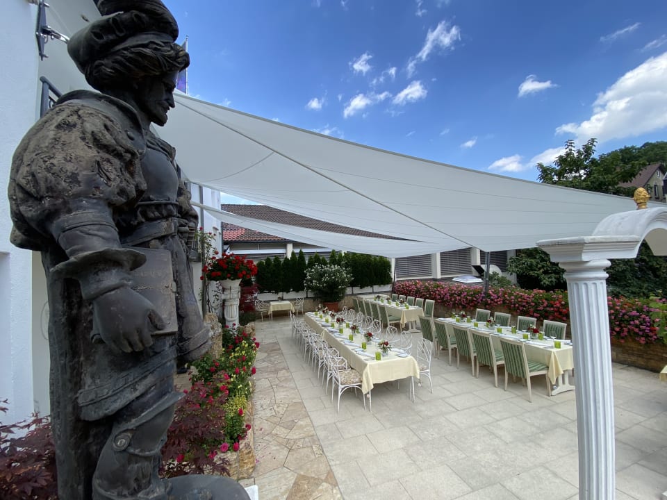 Außenansicht Hotel  Zur Weinsteige