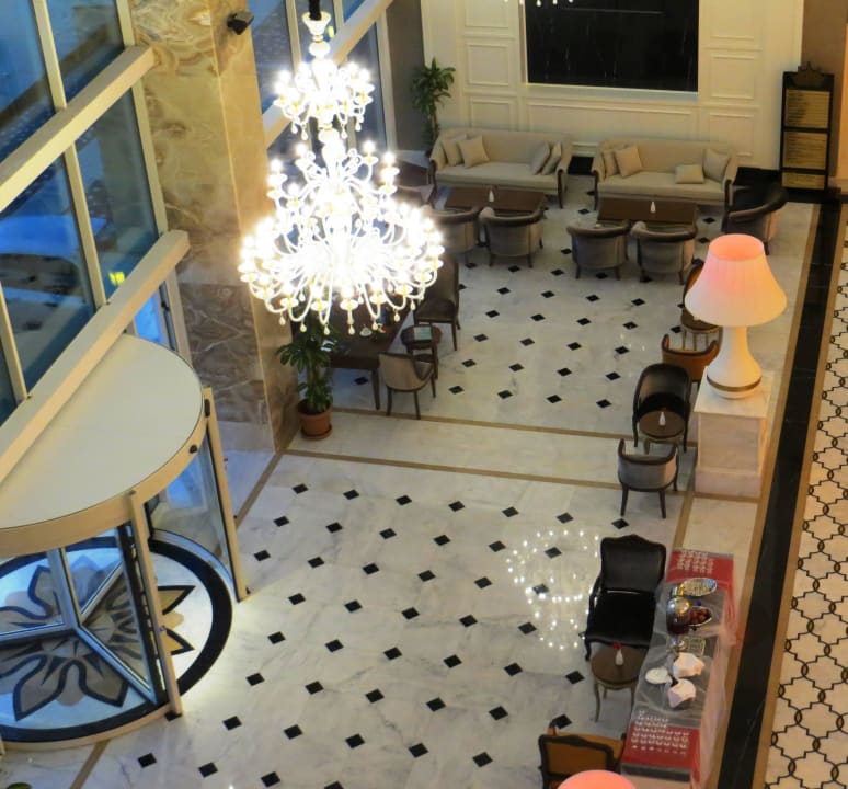 Eingangsbereich von oben Well Palace Side