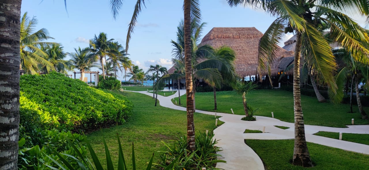 Gartenanlage Akumal Bay Beach & Wellness Resort