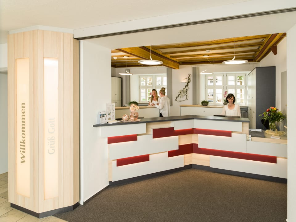 Lobby Bildungshaus Neckarelz