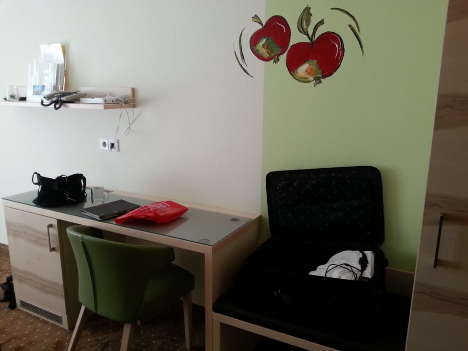 Schreibtisch Birne2 Pension Sonnengarten