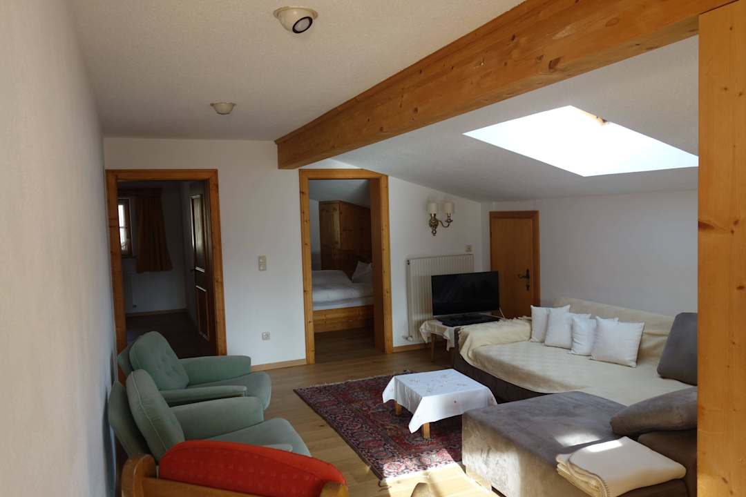 Wohnzimmer / living room Appartement Brunnenhof