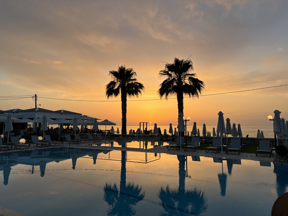 Pool Acharavi Beach Hotel