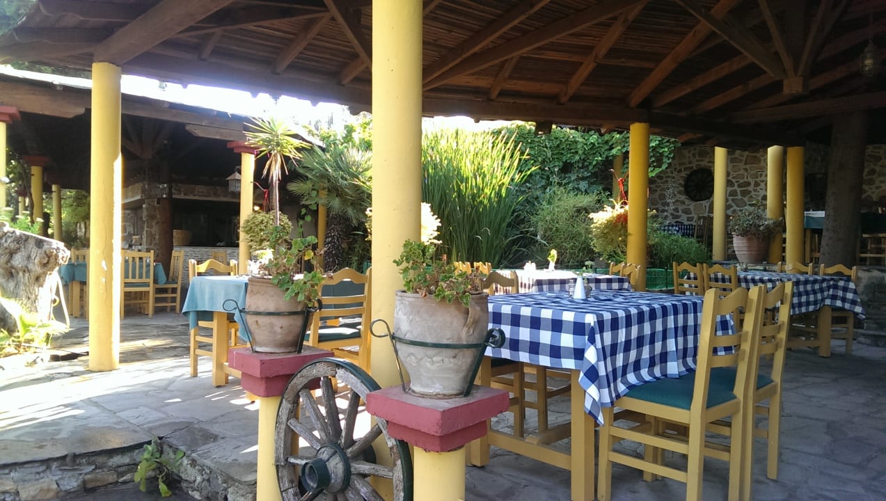 Gastro Hotel Geranion Village