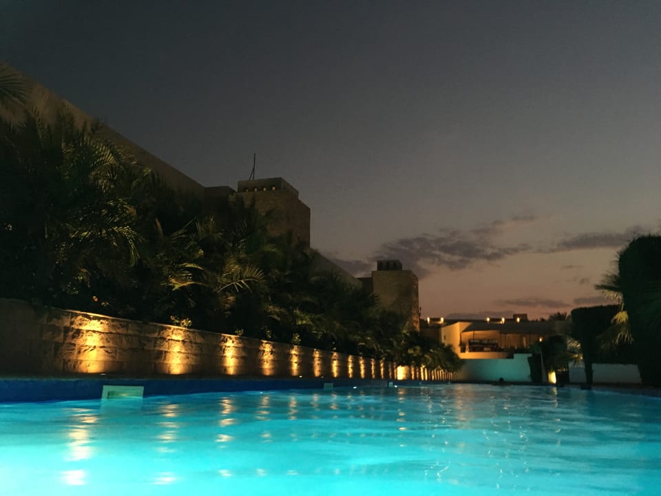 Pool Fort Arabesque Resort, Spa & Villas