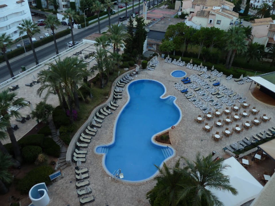 Pool vom Balkon aus Welikehotel Marfil Playa