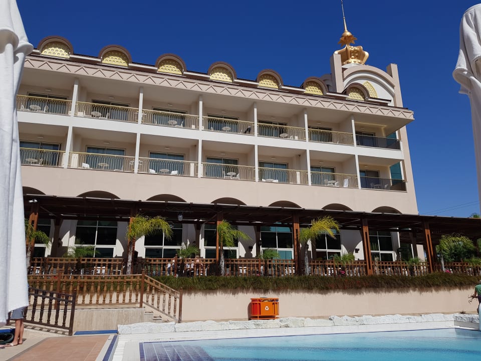 Außenansicht Well Palace Side