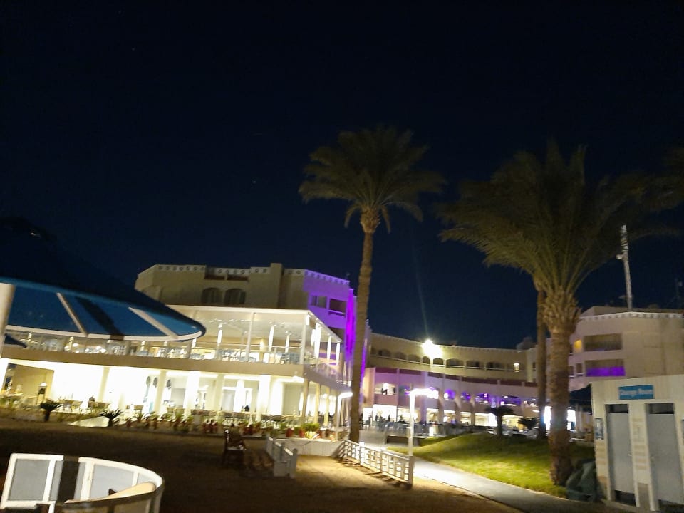 Außenansicht Beach Albatros Resort