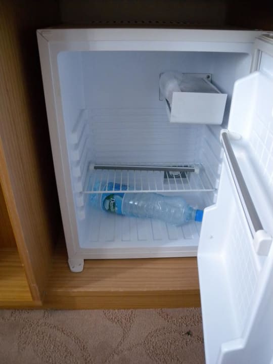 Kühlschrank Ladonia Hotels Adakule