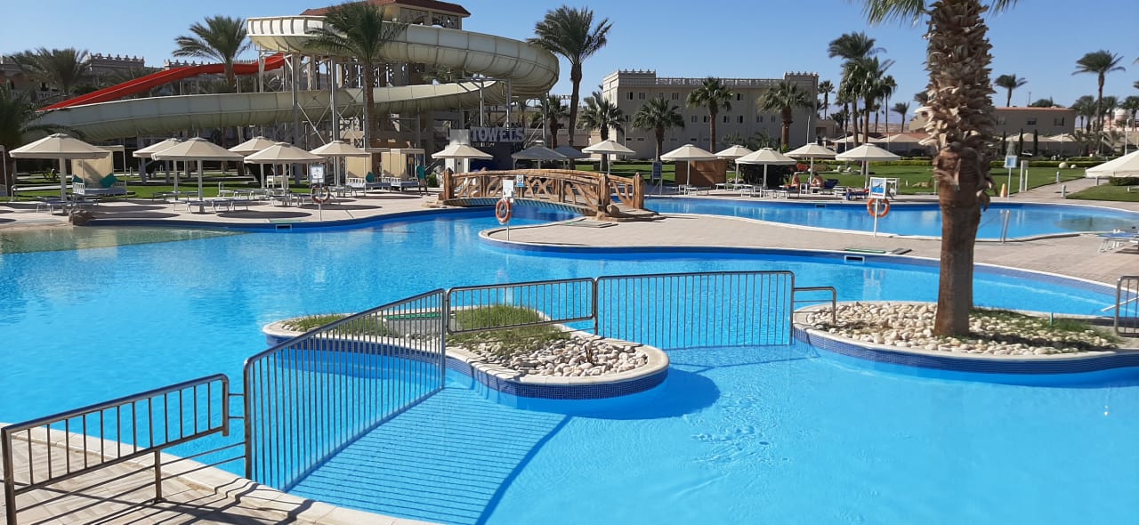 Pool Beach Albatros Resort