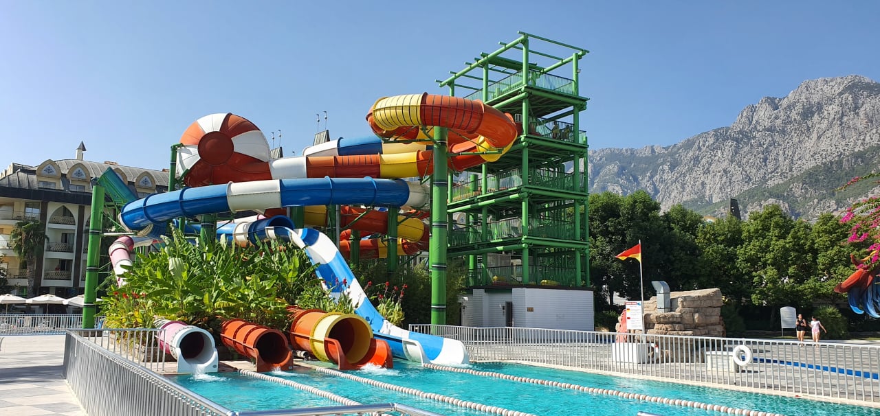 Pool Crystal Prestige Pearl Collection