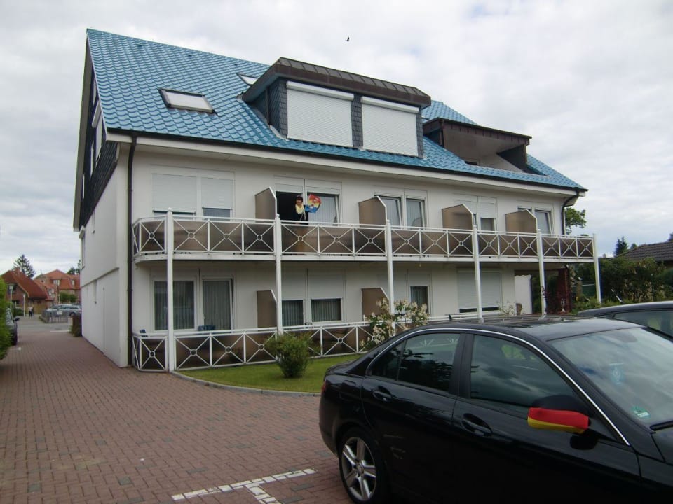 Nebenhausrückansicht zum Garden Hotel Villa Undine Grömitz