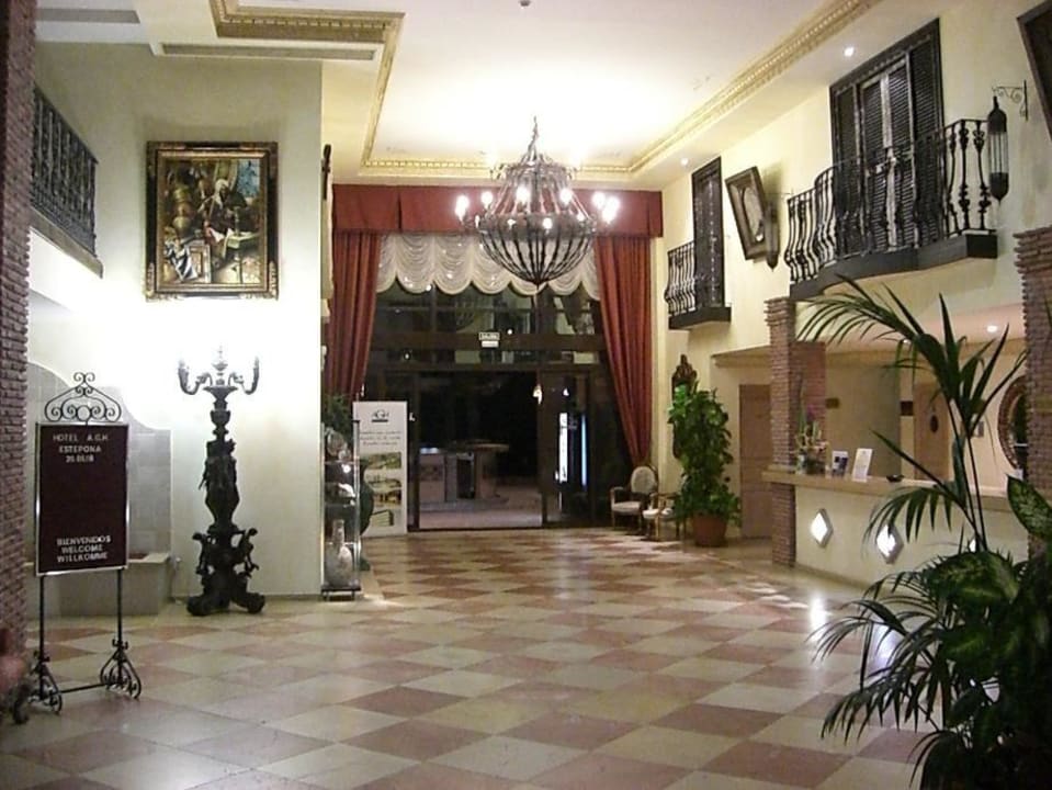 Hotel-Lobby BlueBay Estepona Beach