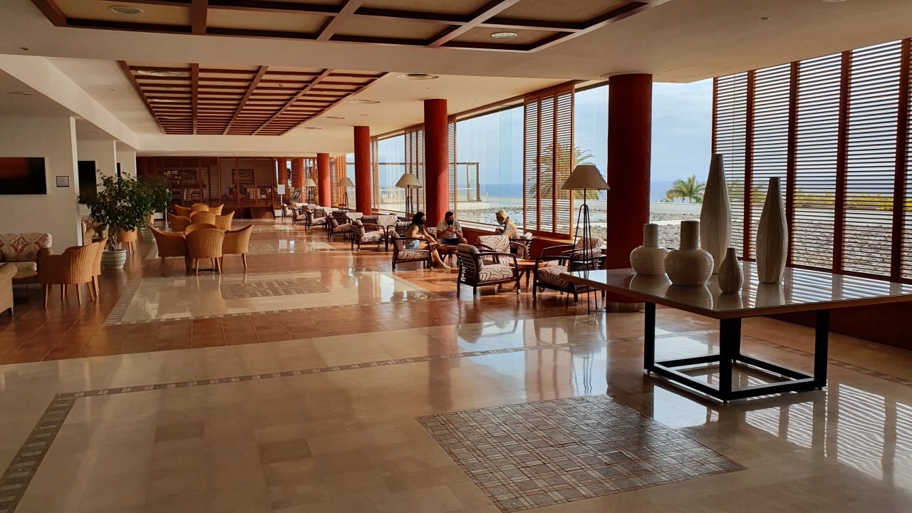 Lobby Hotel Costa Calero