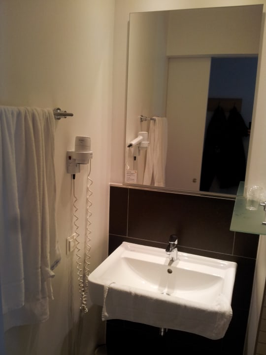 Zimmer B&B Hotel München-Moosach