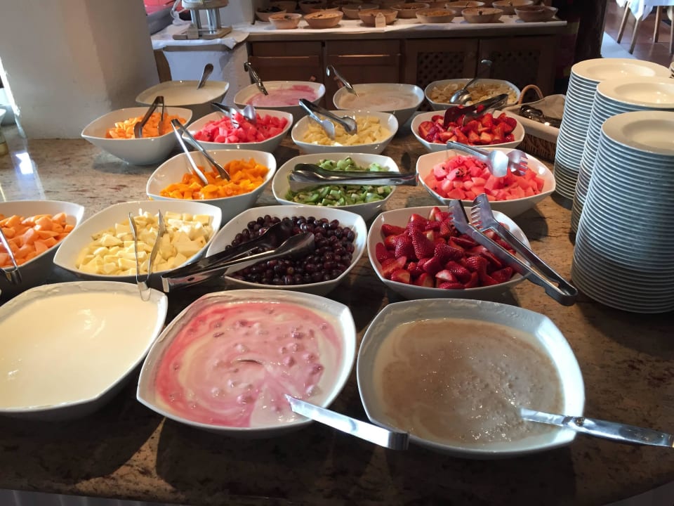 Obst und Joghurt Biohotel Stanglwirt