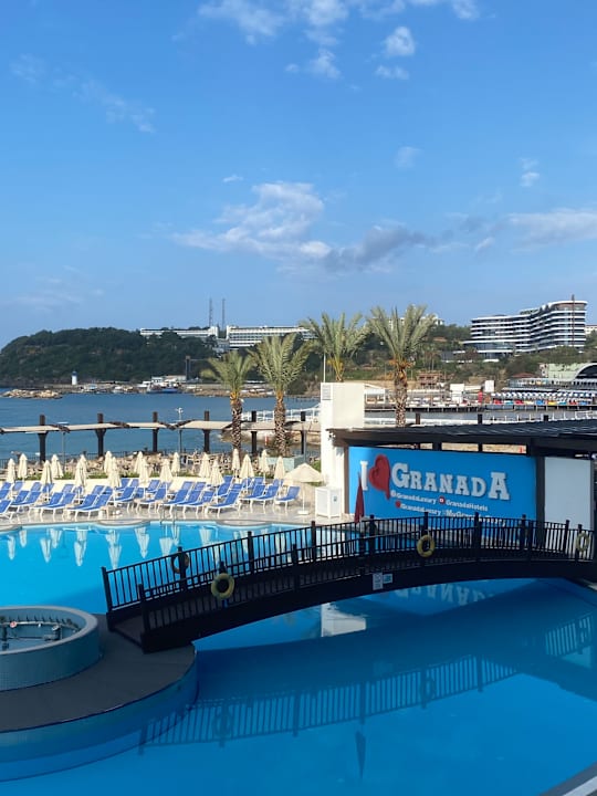 Ausblick Granada Luxury Okurcalar