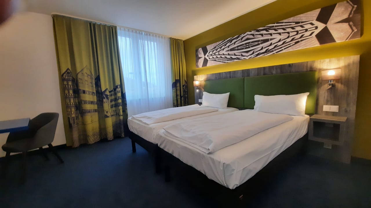 Zimmer ibis Styles Tubingen