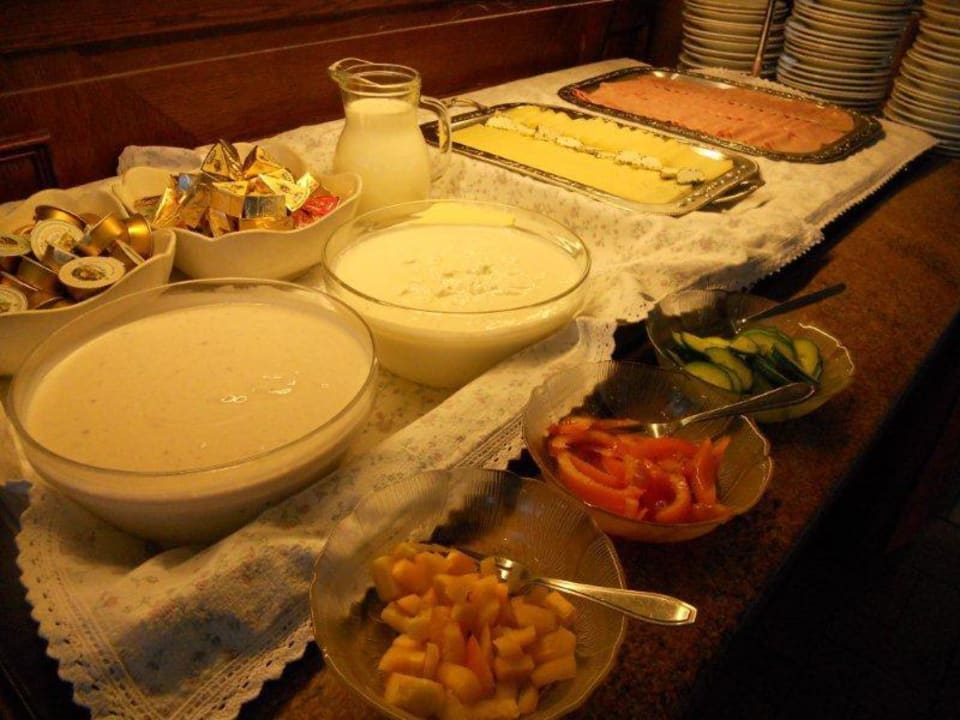 Frühstücksbuffet Almhotel Lindbichler