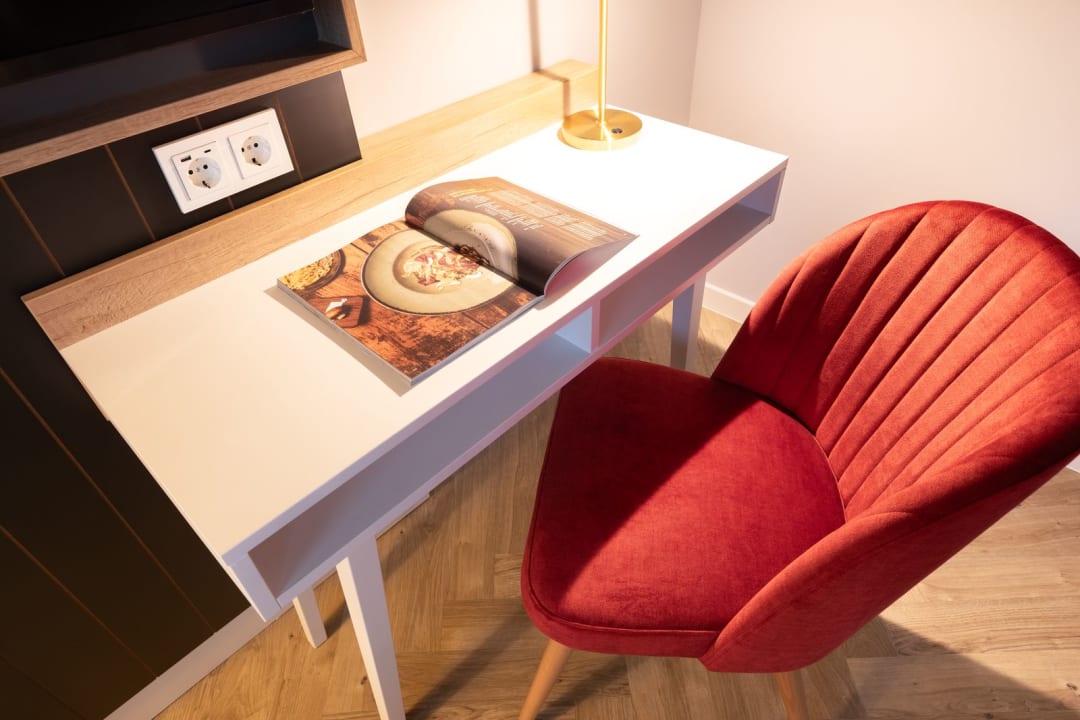 Zimmer Holiday Inn - the niu, Flower Konstanz